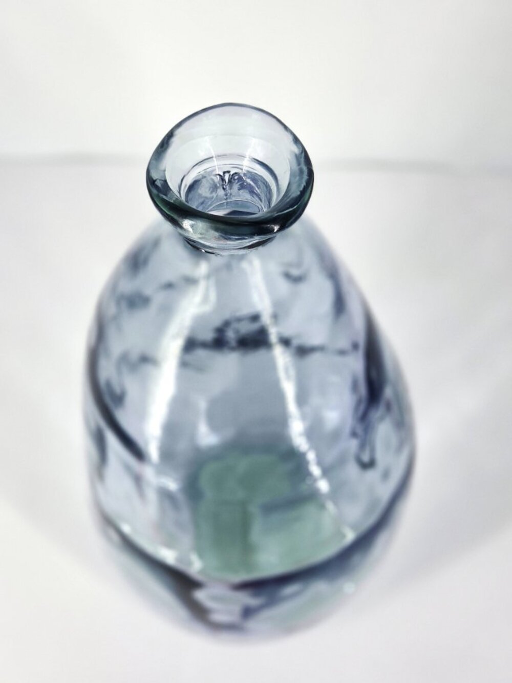 Handmade 100% Recycled Oblong Blue Balloon Glass Vase/Bottle Made in Spain - Picture 5 of 10